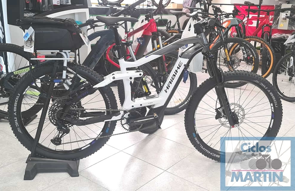 Accesorios para hacer una e-bike más cómoda y fácil de usar